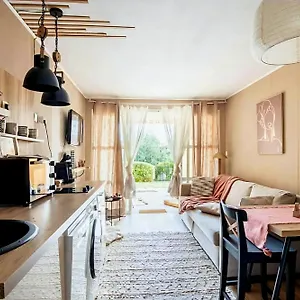 En Paradis Apartment